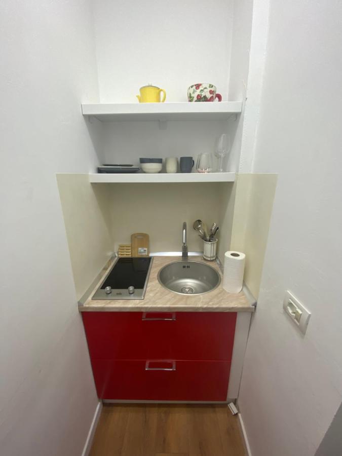 Studio Apartments Villa 24 ติรานา ภายนอก รูปภาพ